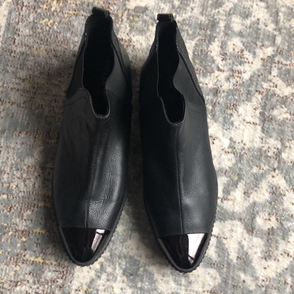 Patent Toe Ankle Shoe by Geox - Picture 2 of 5